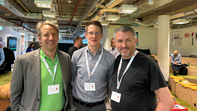 Søren Schaffstein, Marco Schiffmann und Olivier Dobberkau auf dem CMS Summit in Frankfurt