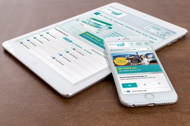 Tablet und Smartphone mit der Startseite der VGF