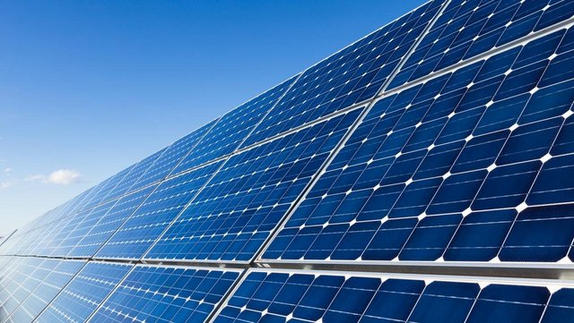 Mehr zur Website Baywa r.e AG erfahren Solaranlagen Baywa r.e AG
